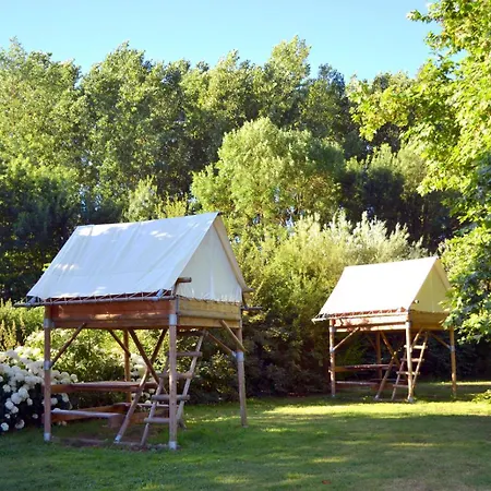 Les Plages De Loire Campsite